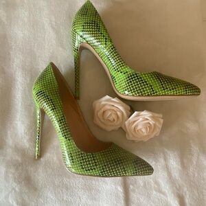 Green Snakeprint Stiletto Pumps - Women Shoes